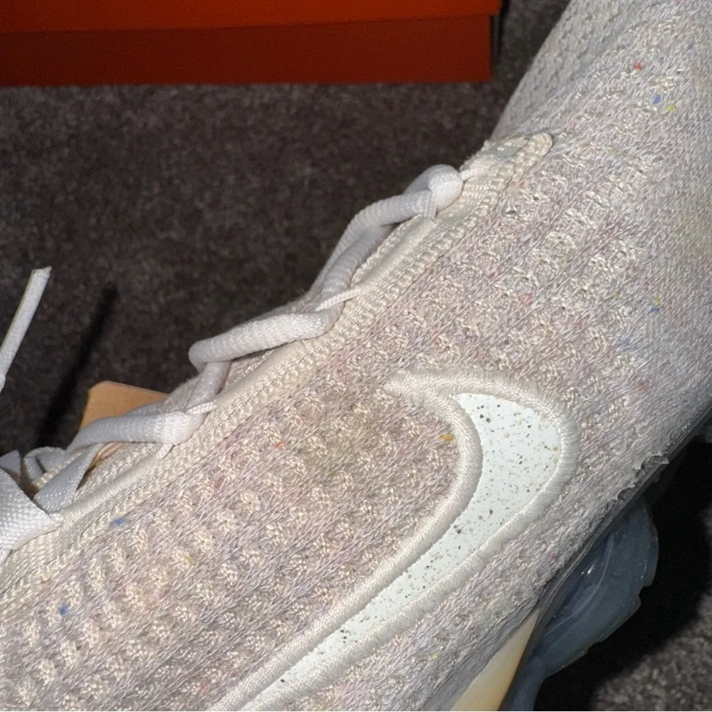 Size 8 Nike Air Vapormax 2021 FK Oatmeal Sneakers